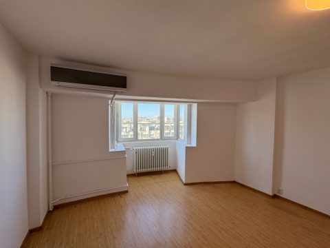 Apartament 3 camere Alba Iulia Bucuresti 