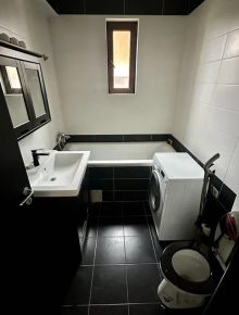  Apartament 3 Camere Ciresului  Dobroesti Parcare Centrala  — fotografie 5