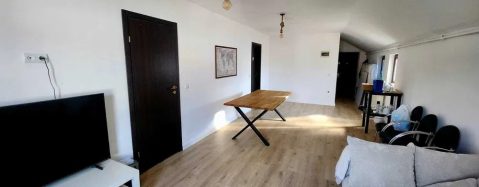 Apartament de vânzare zona Centrala Năsăud recent renovat 