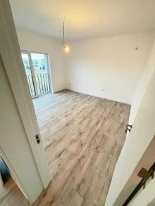 Casa  4 Camere  Dobroesti Parter + Etaj + Pod  — fotografie 3