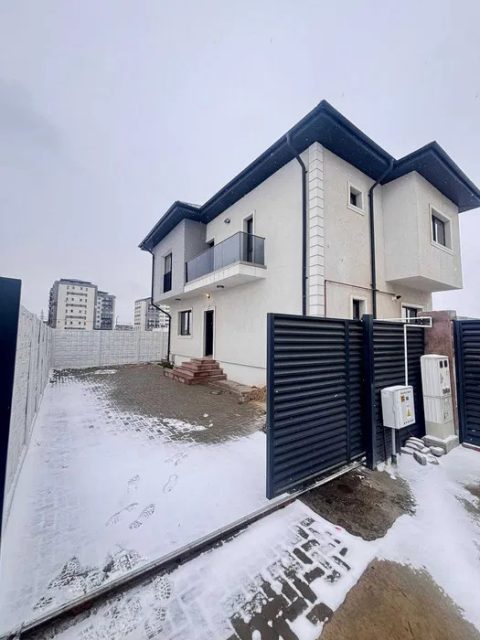 Casa  4 Camere  Dobroesti Parter + Etaj + Pod 