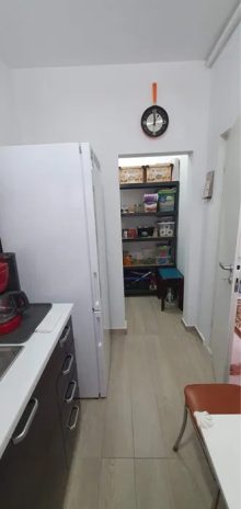 Garsoniera Centrala Dobroesti Doinei Etaj 1  — fotografie 5