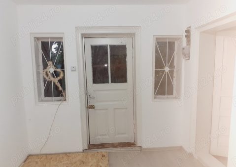 Casa  3 Camere Central Gogosari