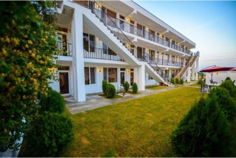 Mamaia-Sat I Hotel I 20 Camere I Restaurant I Receptie I Parcare I Investitie