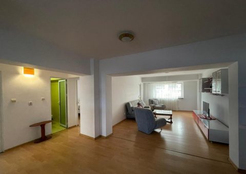 Apartament 3 camere Central Pitesti